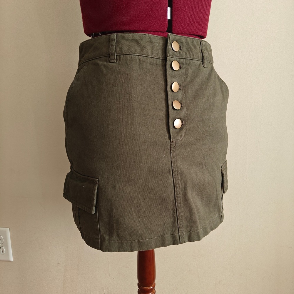 Forever 21 Olive Green Cargo Mini Skirt Cotton Button Fly High Waist Medium